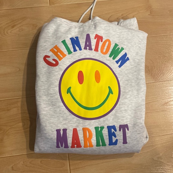 Chinatown Market Smiley Originals Hoodie - Picture 1 of 5